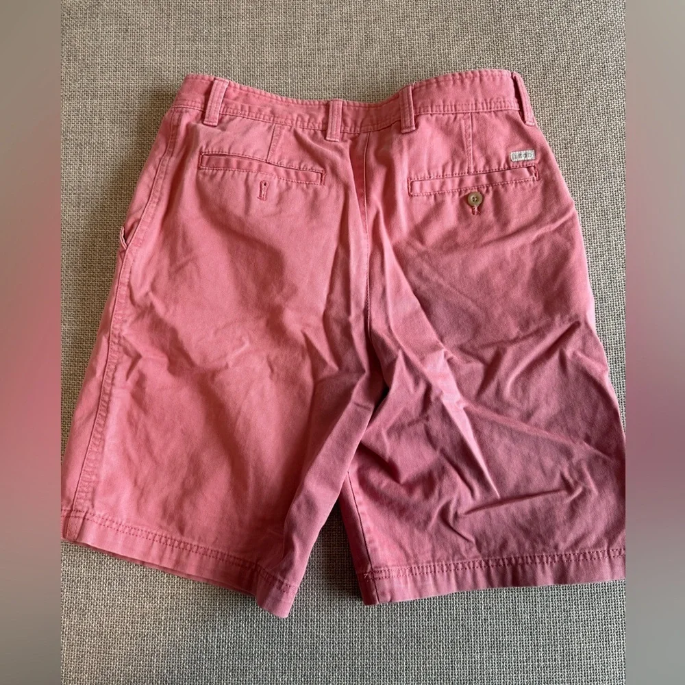 Izod Men's Salmon Flat Front Shorts - Picture 6 of 6